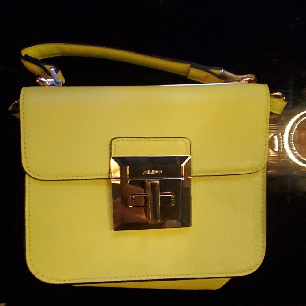 Aldo Yellow Purse Bag Excellent Condition